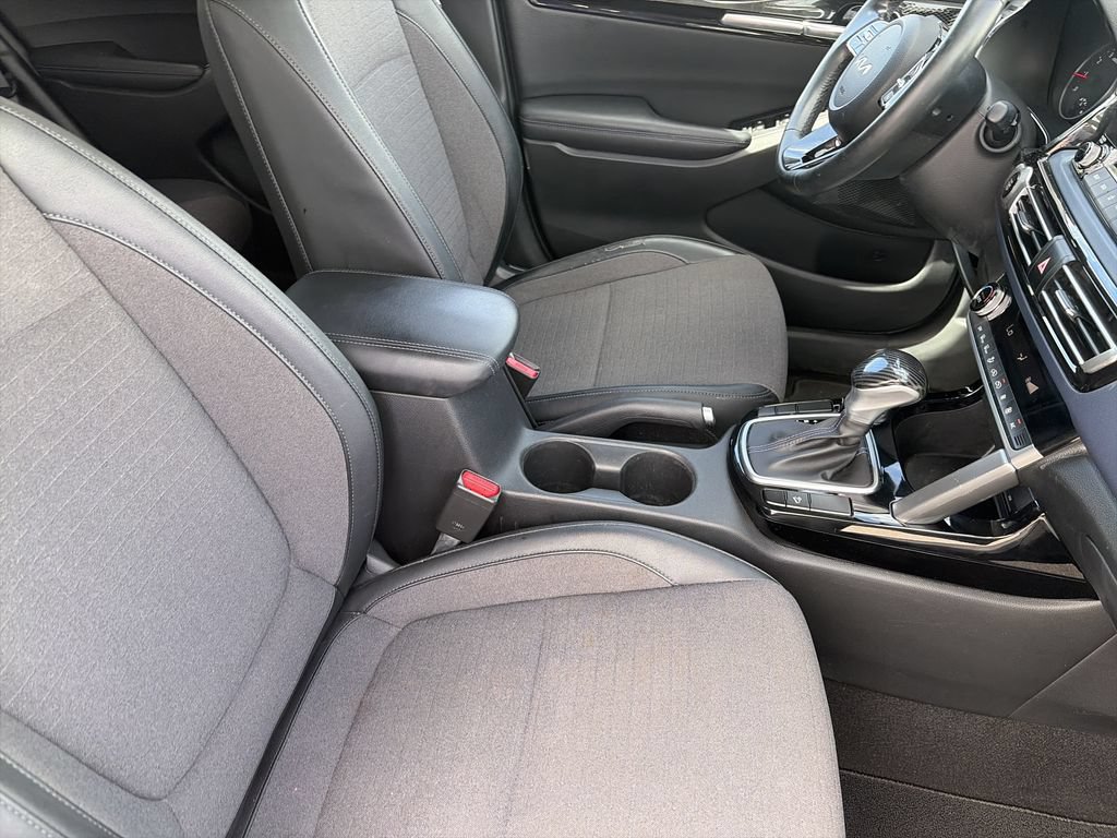 Used 2022 Kia Seltos S FWD image 32