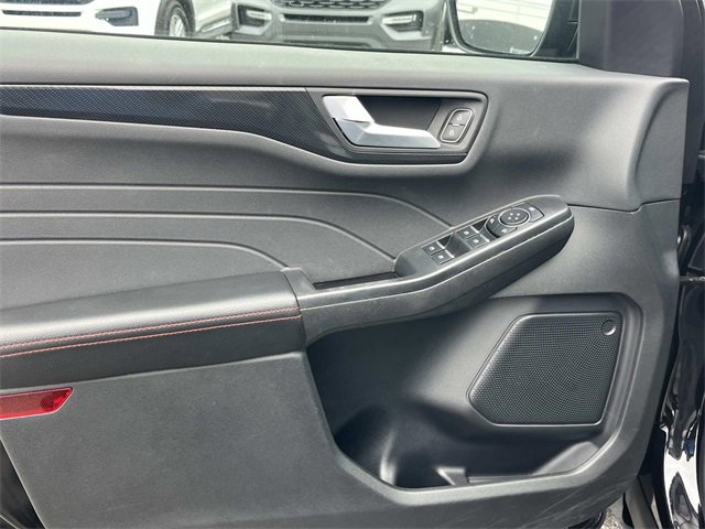 Certified 2025 Ford Escape ST-Line image 22