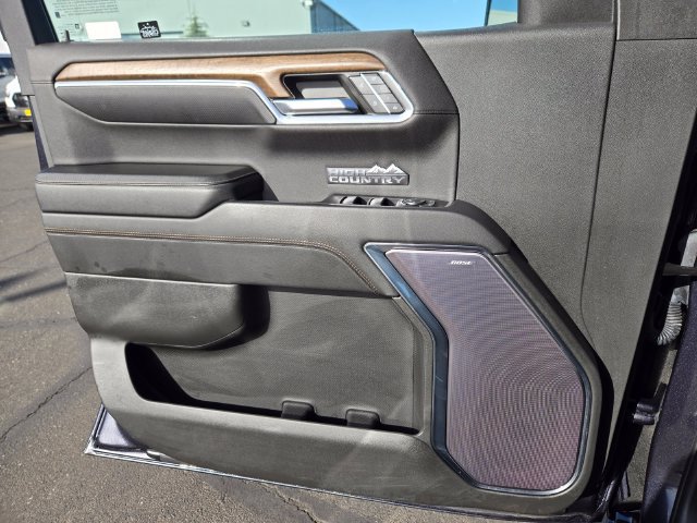 Used 2023 Chevrolet Silverado 1500 High Country w/ Technology Package AWD/4WD image 13