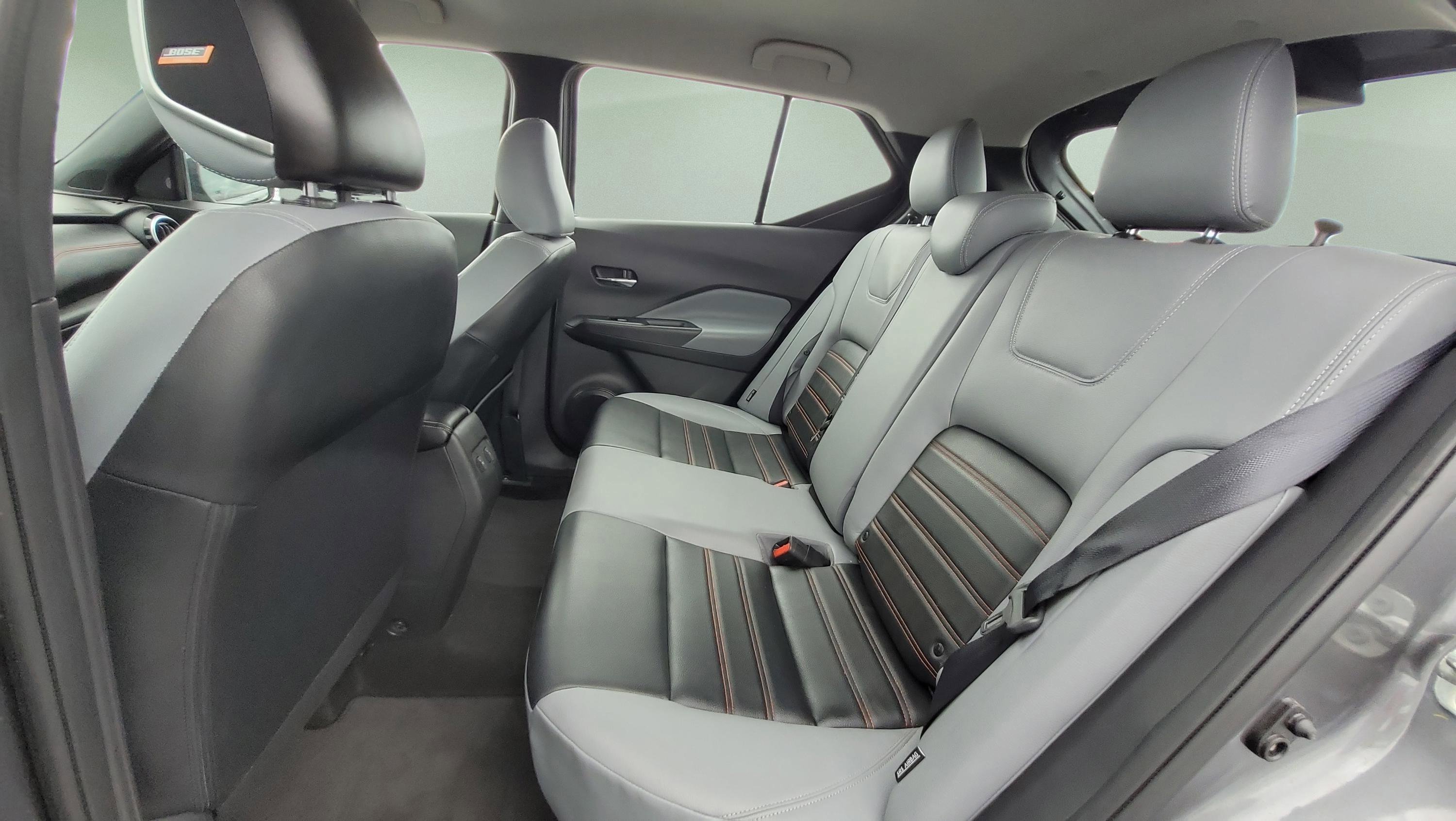 Used 2022 Nissan Kicks SR w/ Premium Package image 17