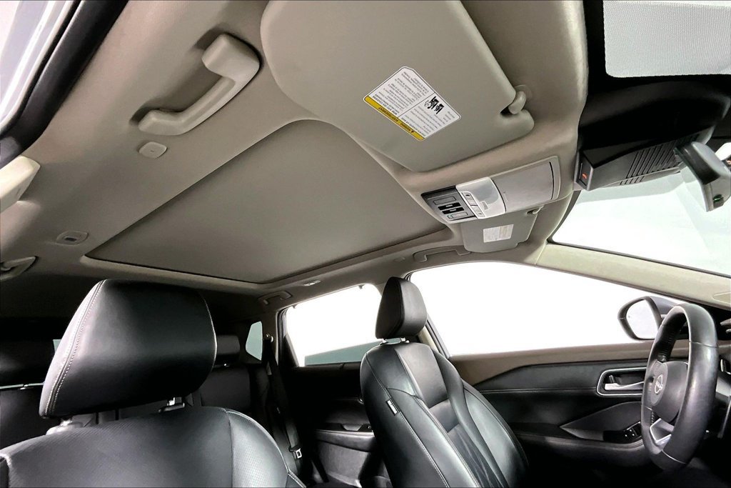 Used 2022 Nissan Rogue Platinum w/ Head-Up Display Package FWD image 22