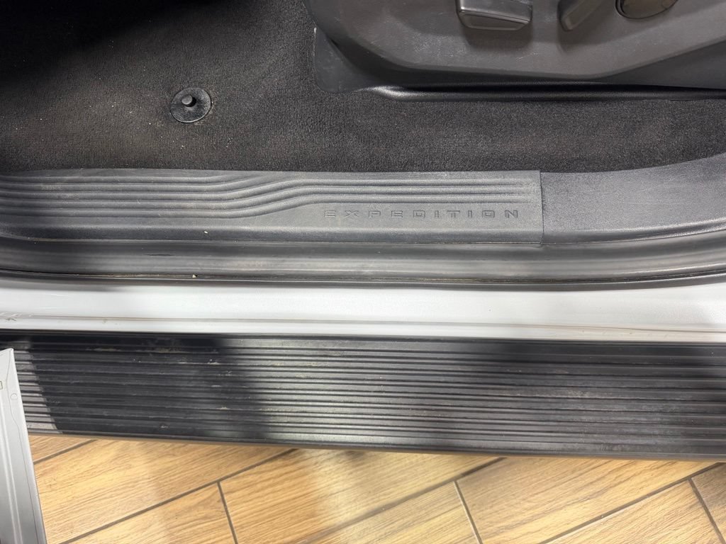 Certified 2025 Ford Expedition Max Active AWD/4WD image 34
