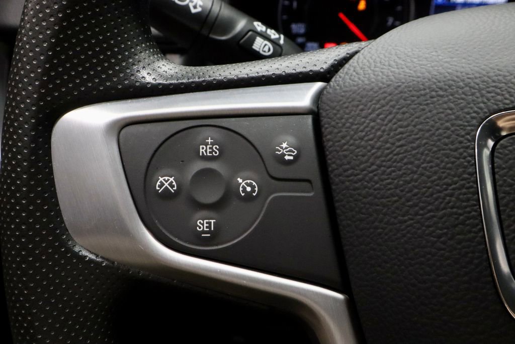 Used 2024 GMC Terrain SLE FWD image 26