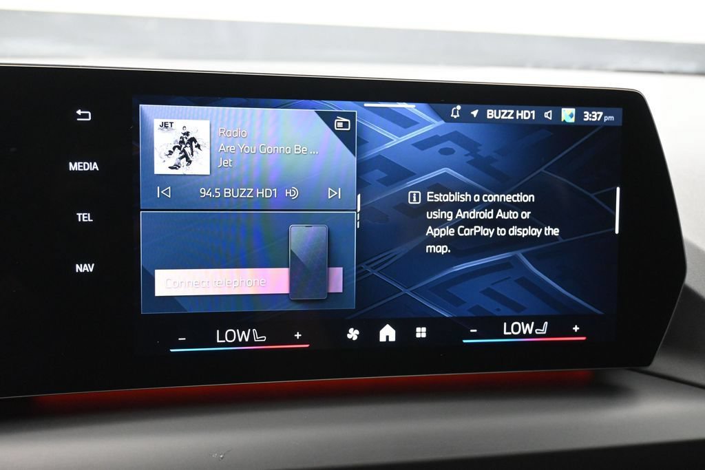 Used 2025 BMW 228i xDrive AWD/4WD image 9