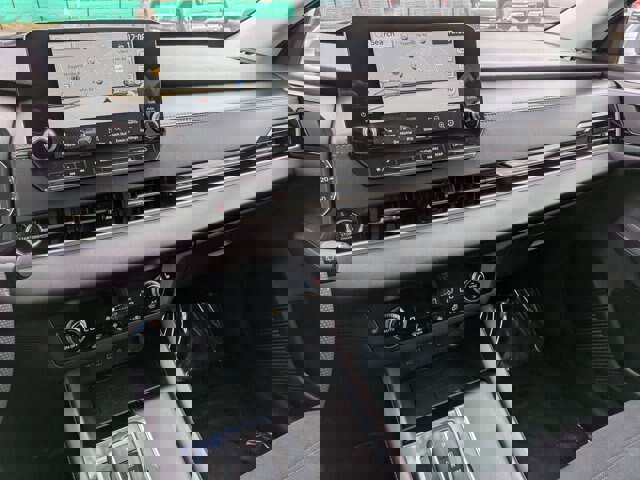 Used 2022 Mitsubishi Outlander SE image 24