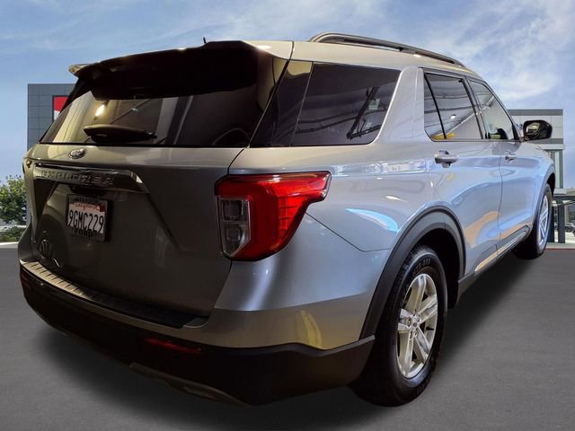 Certified 2023 Ford Explorer XLT w/ Equipment Group 202A RWD image 26