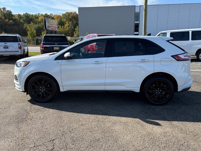 Certified 2024 Ford Edge ST-Line AWD/4WD image 8