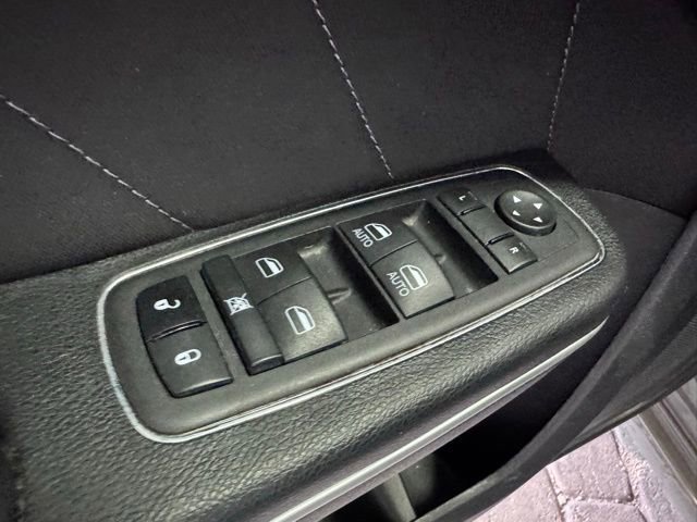 Used 2023 Dodge Charger SXT image 11