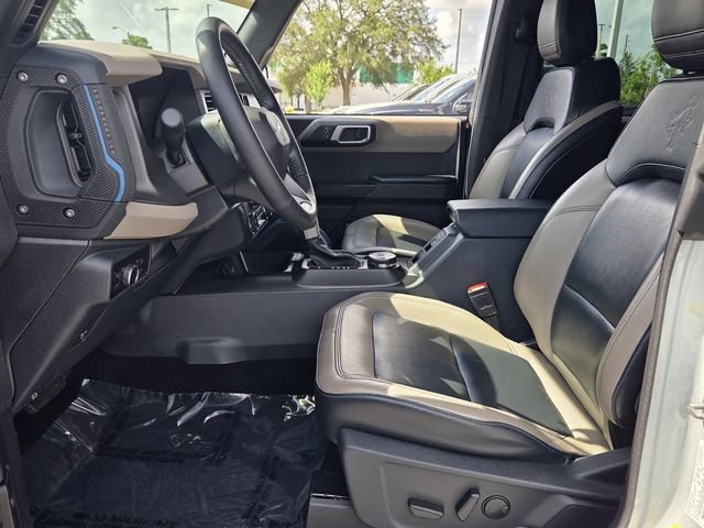 Certified 2024 Ford Bronco Wildtrak AWD/4WD image 12