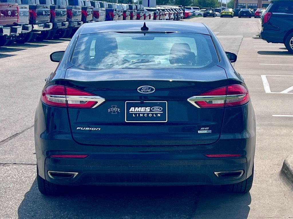 Certified 2019 Ford Fusion SE AWD/4WD image 5