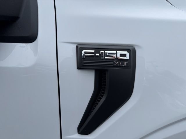 Certified 2022 Ford F150 XLT w/ Equipment Group 302A High image 11