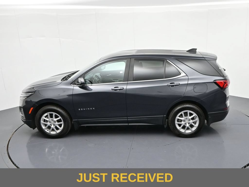 Used 2022 Chevrolet Equinox LT w/ Driver Convenience Package AWD/4WD image 26