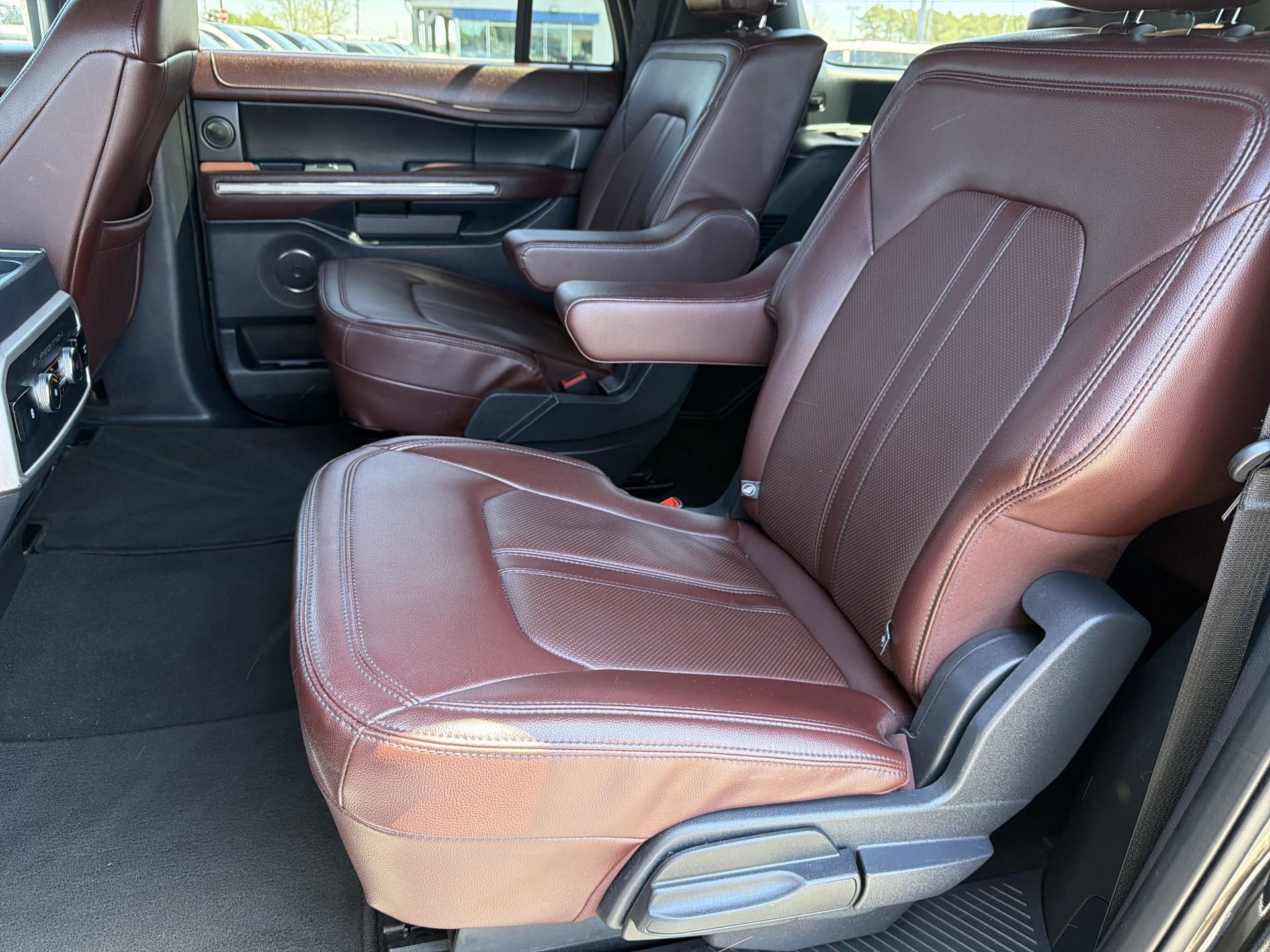 Certified 2024 Ford Expedition Max Limited AWD/4WD image 32