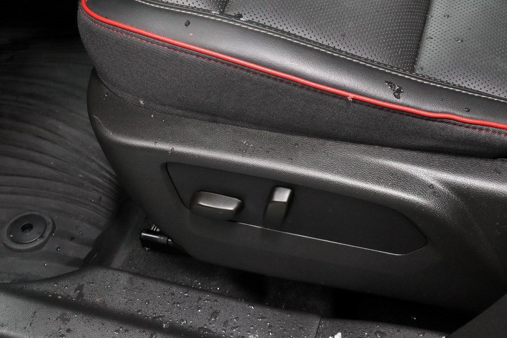 Used 2023 Buick Envision Essence w/ Sport Touring Package image 24