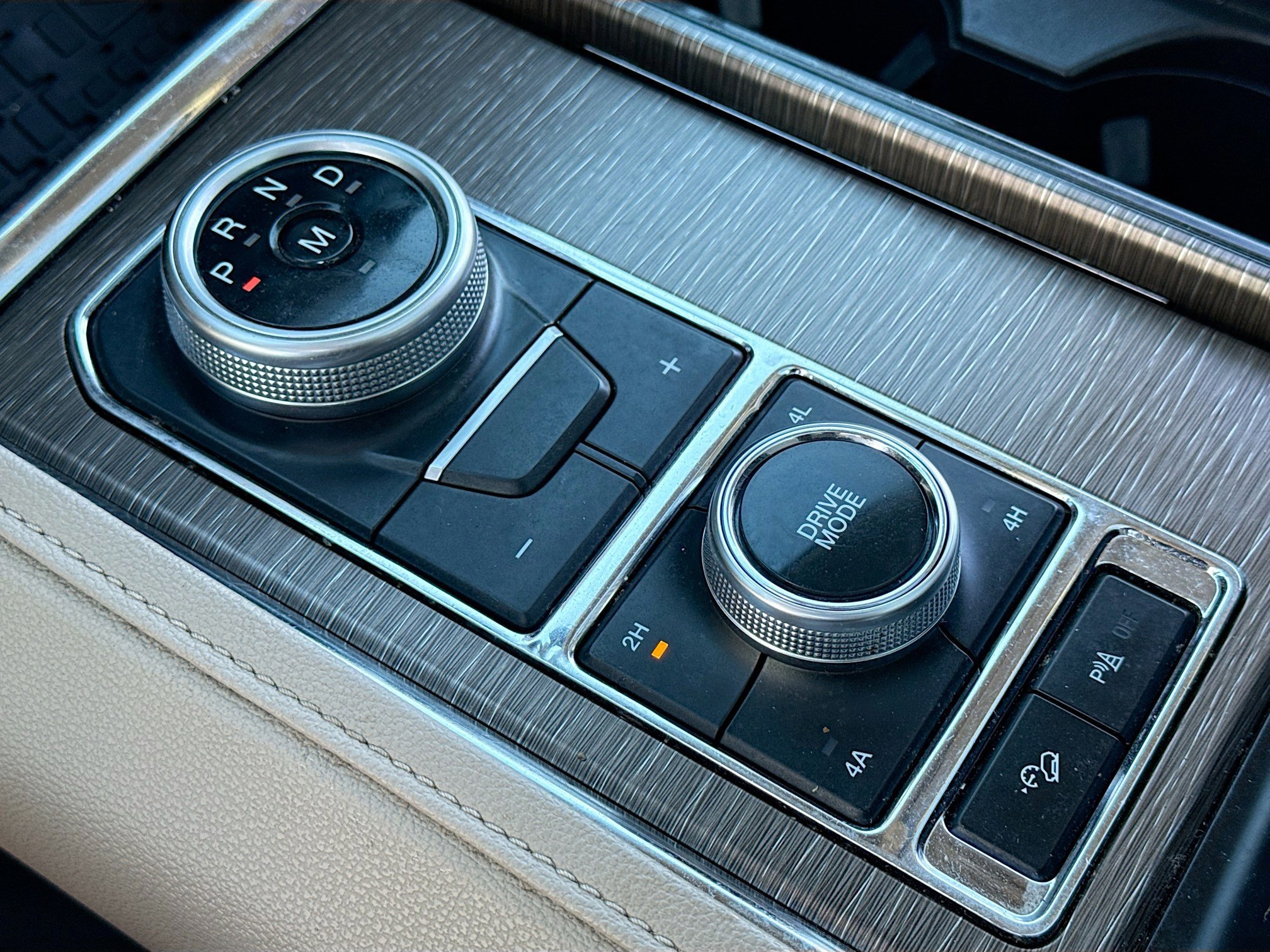 Certified 2022 Ford Expedition Max Limited image 18