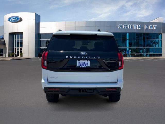 Certified 2025 Ford Expedition Active RWD image 4