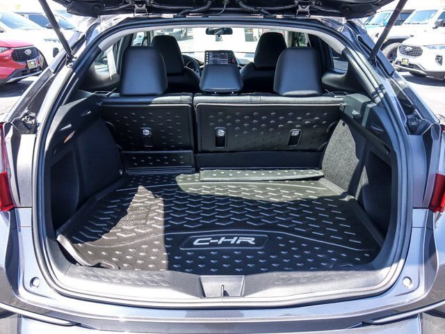 Used 2021 Toyota C-HR Limited FWD image 27