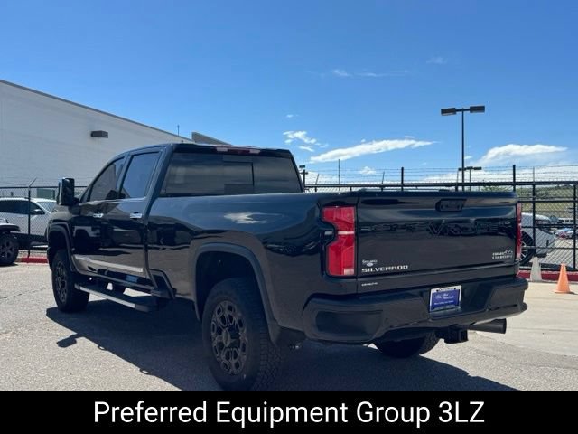 Used 2024 Chevrolet Silverado 3500 High Country AWD/4WD image 3