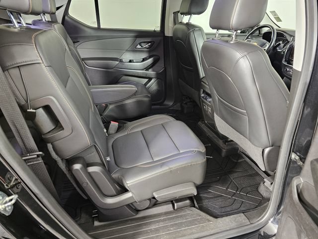 Used 2019 Chevrolet Traverse Premier w/ Redline Edition AWD/4WD image 12