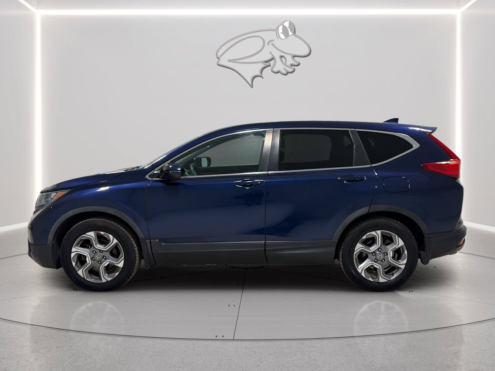 Used 2018 Honda CR-V EX image 2