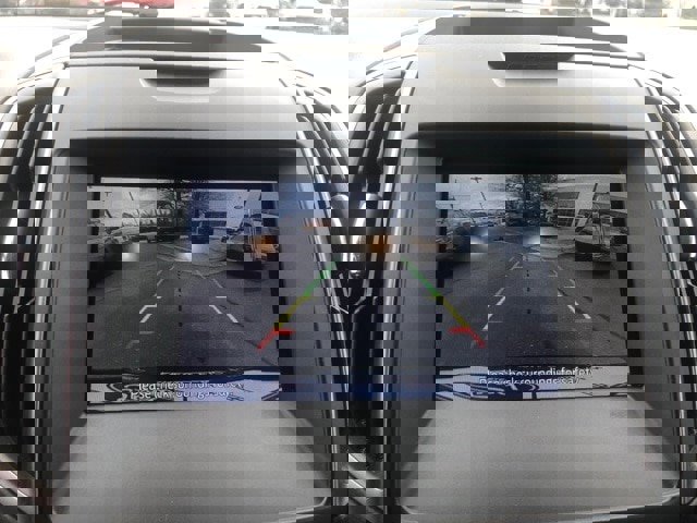 Certified 2020 Ford Edge SE image 9