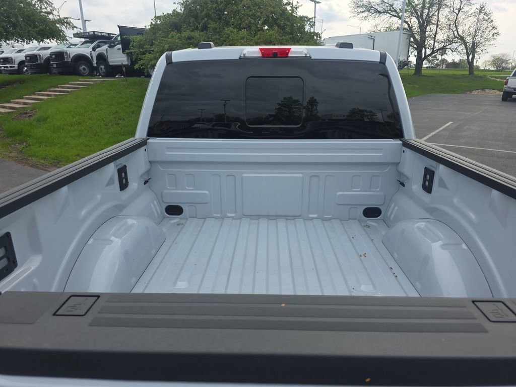 Certified 2025 Ford F150 Platinum w/ Equipment Group 702A High AWD/4WD image 13