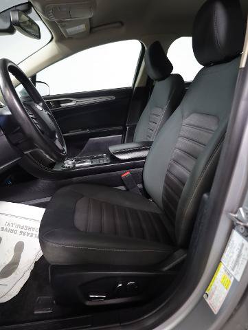 Certified 2020 Ford Fusion SE FWD image 8