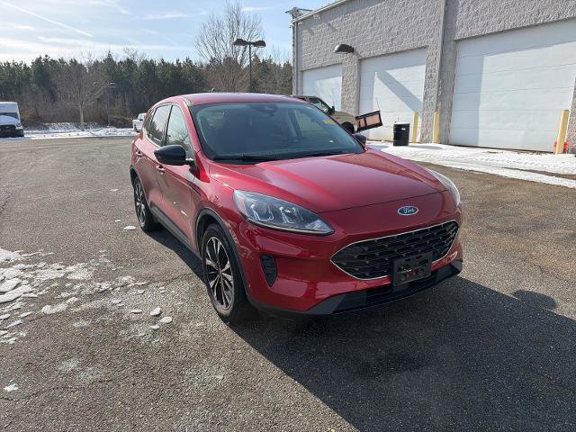 Certified 2022 Ford Escape SE w/ SE Sport Appearance Package image 9