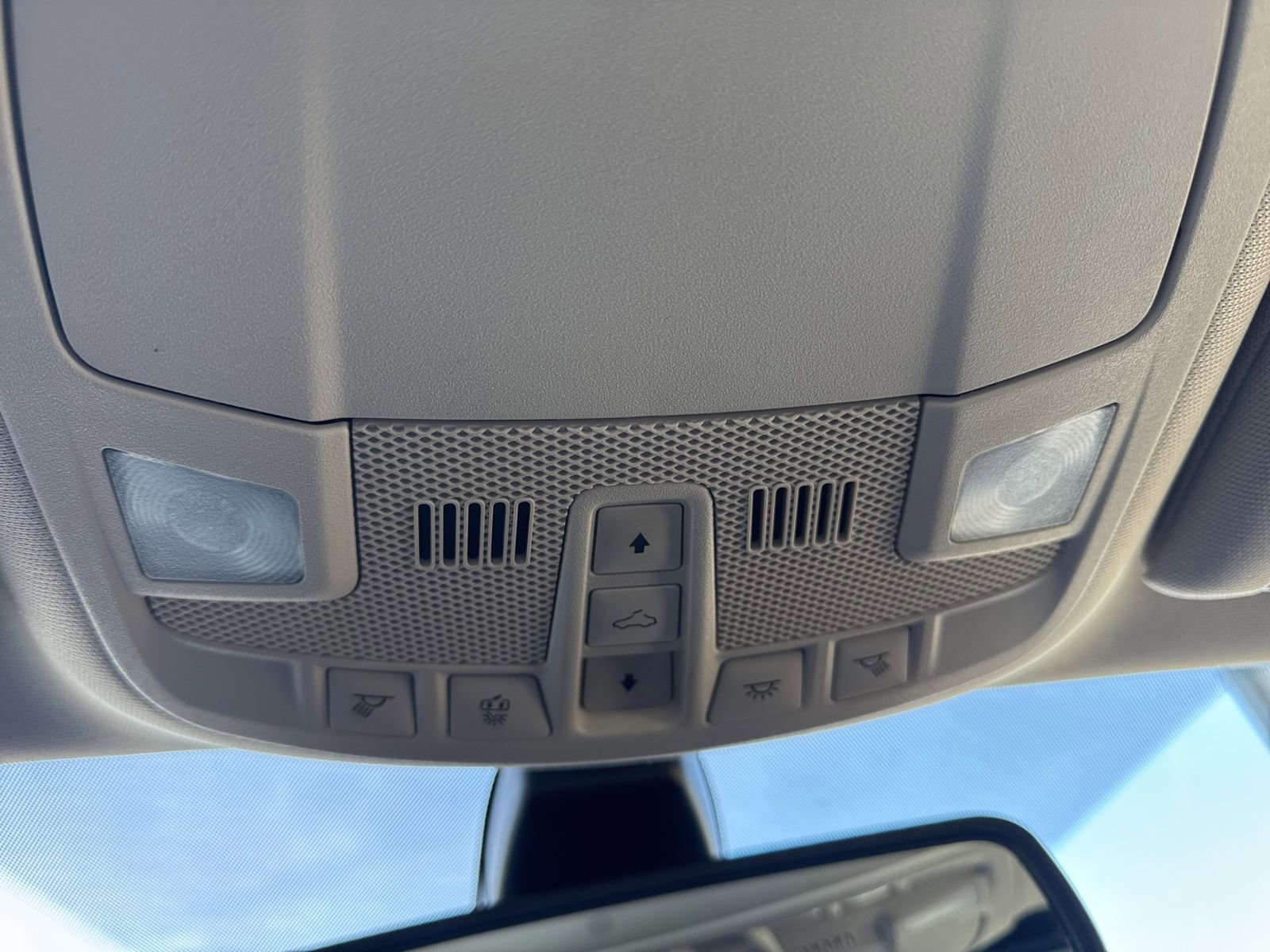 Certified 2018 Ford Fusion SE w/ Fusion SE Technology Package image 36