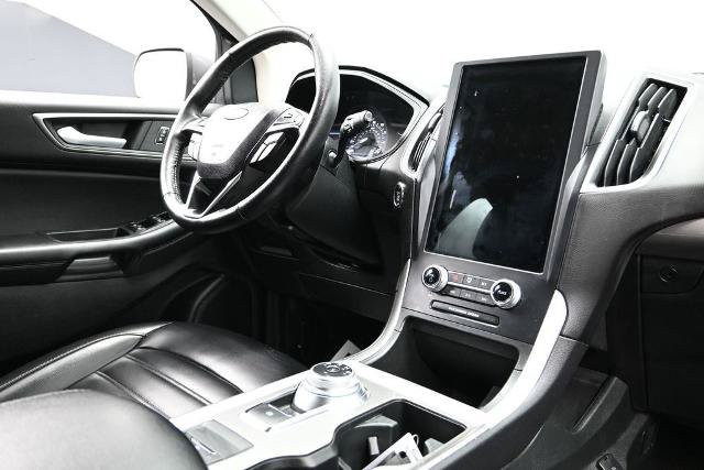 Certified 2024 Ford Edge SEL AWD/4WD image 11