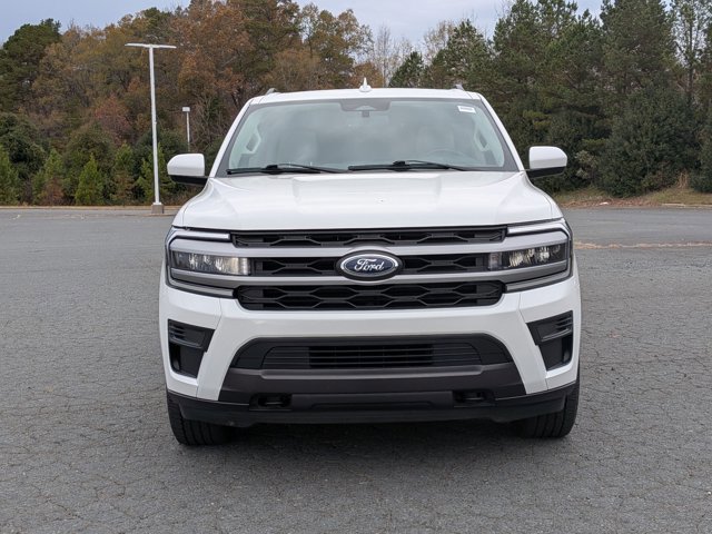 Certified 2022 Ford Expedition Max XLT image 9