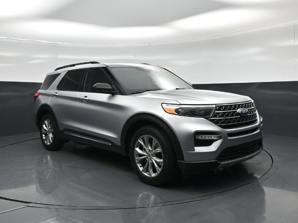 Certified 2021 Ford Explorer XLT w/ Equipment Group 202A RWD image 52