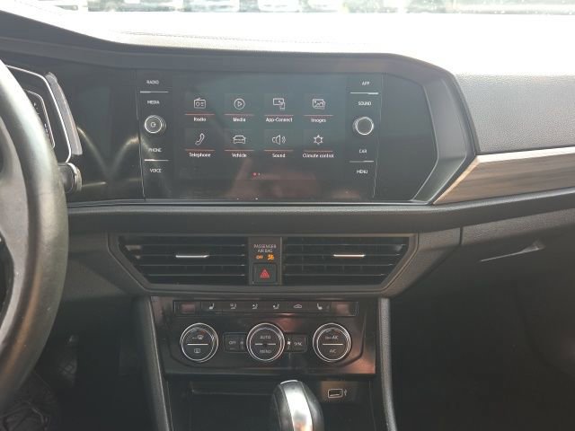 Used 2019 Volkswagen Jetta SEL FWD image 26