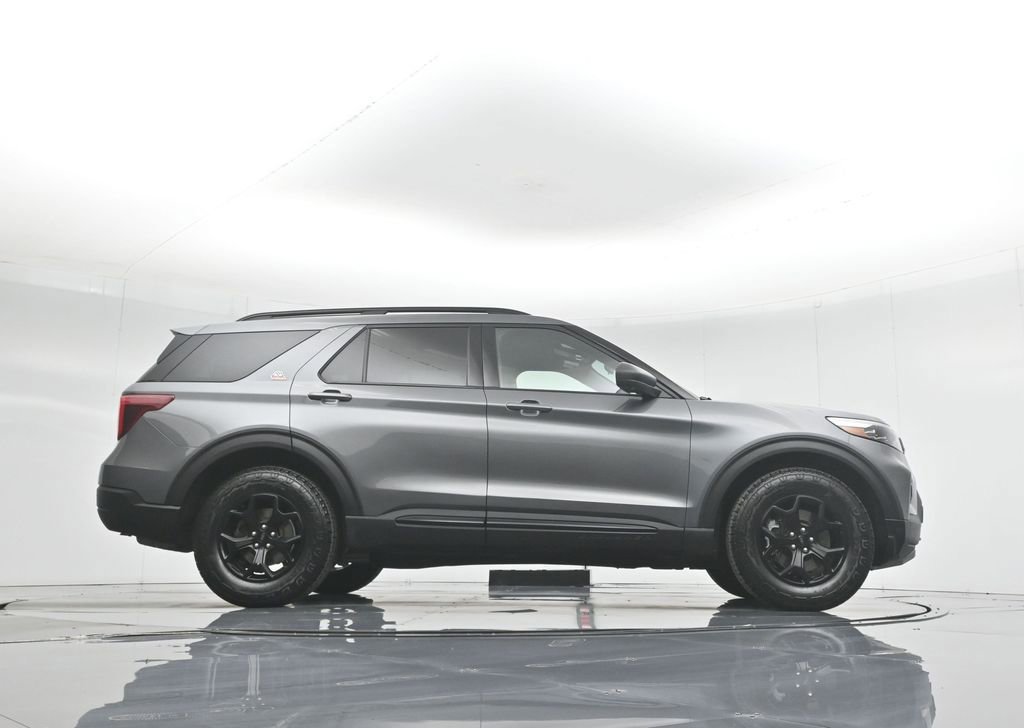 Certified 2022 Ford Explorer Timberline image 10
