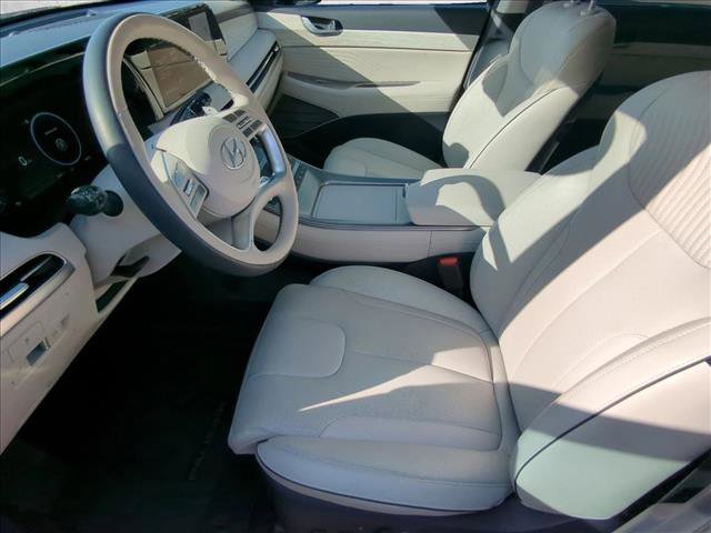 Used 2025 Hyundai Palisade Calligraphy image 16