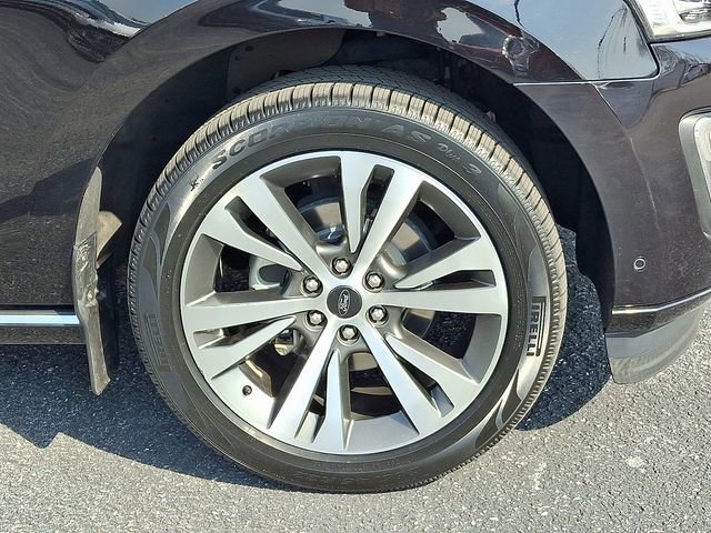 Certified 2021 Ford Expedition Platinum AWD/4WD image 8