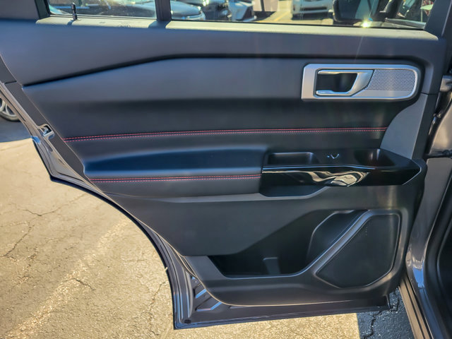 Certified 2023 Ford Explorer ST-Line w/ Class IV Trailer Tow Package image 22