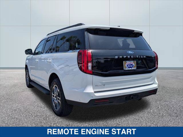 Certified 2025 Ford Expedition Active AWD/4WD image 3