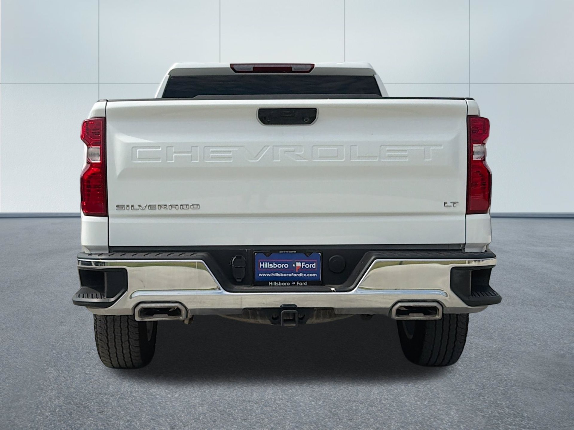 Used 2025 Chevrolet Silverado 1500 LT AWD/4WD image 6