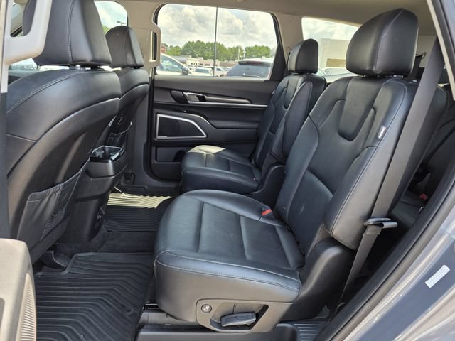 Used 2023 Kia Telluride S w/ S Sunroof Package FWD image 19