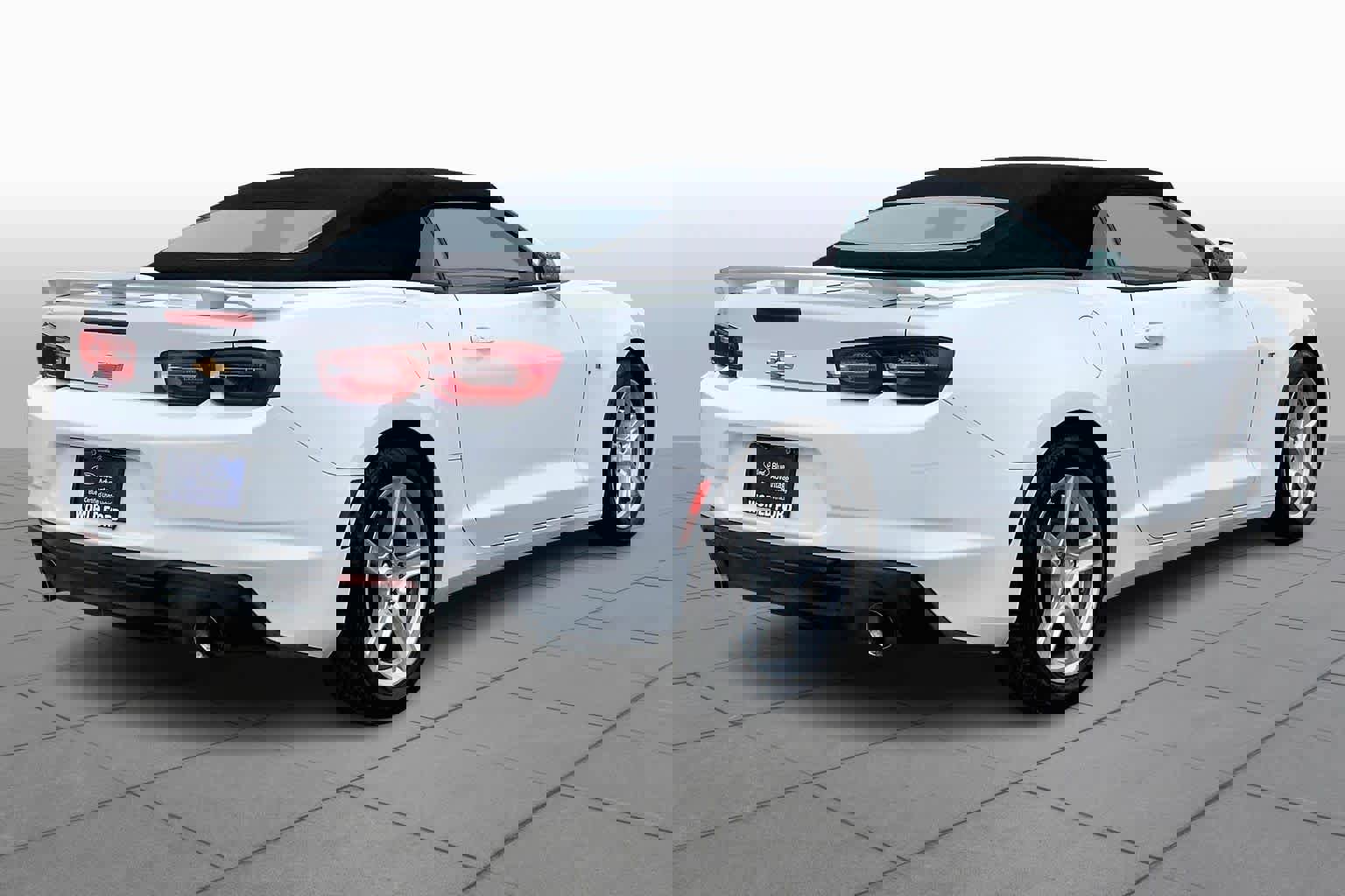 Used 2019 Chevrolet Camaro LT image 11