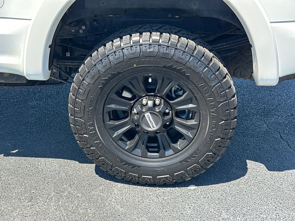 Certified 2020 Ford F350 Platinum w/ Tremor Off-Road Package AWD/4WD image 19