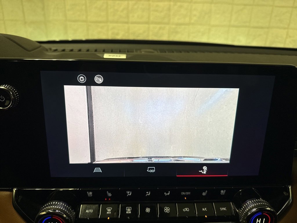 Used 2023 GMC Canyon AT4 w/ AT4 Premium Package image 37