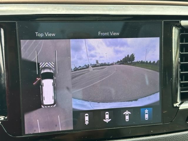Used 2019 Chrysler Pacifica Touring-L Plus w/ Advanced Safetytec Group FWD image 33
