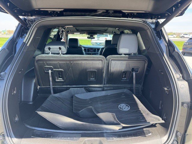 Used 2023 Buick Enclave Essence w/ Experience Buick Package AWD/4WD image 32