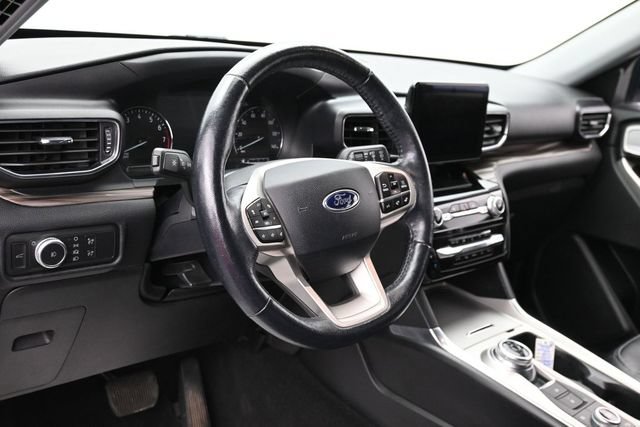 Certified 2021 Ford Explorer Limited AWD/4WD image 16