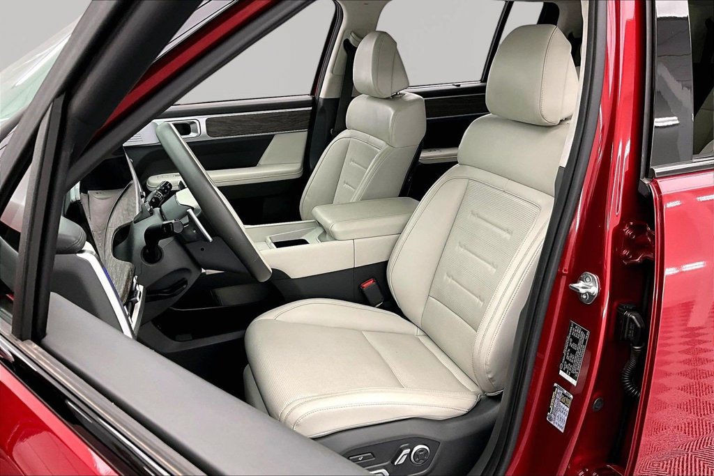 Used 2025 Hyundai Santa Fe Calligraphy AWD/4WD image 25