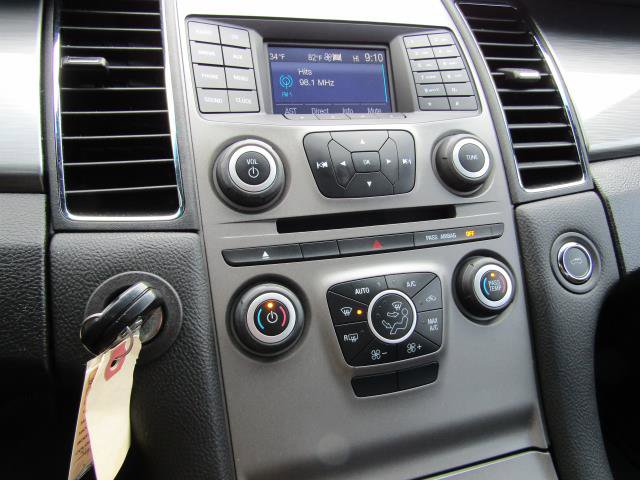 Certified 2018 Ford Taurus SEL image 24