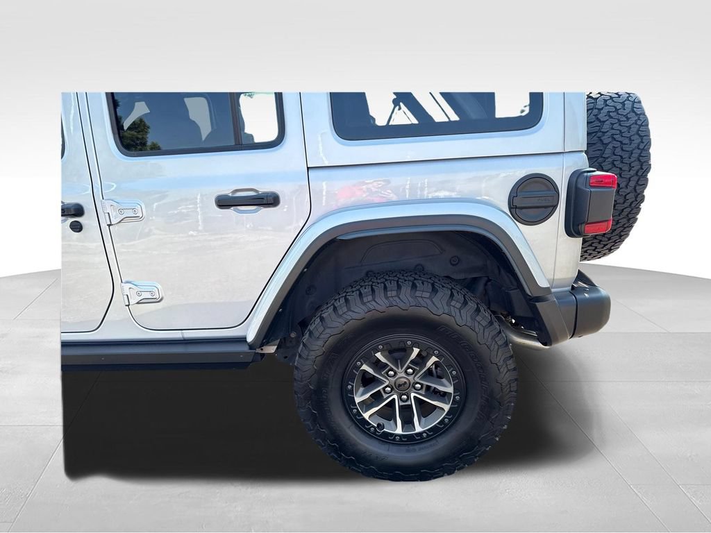 Used 2024 Jeep Wrangler Unlimited Rubicon 392 AWD/4WD image 37