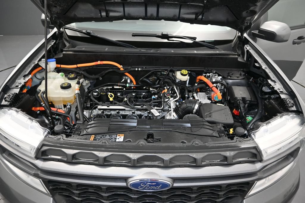 Certified 2023 Ford Maverick XLT w/ XLT Luxury Package FWD image 18
